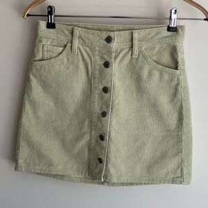 Levi's Premium Pistachio Green Corduroy Button Front Mini Skirt Women’s Size 27